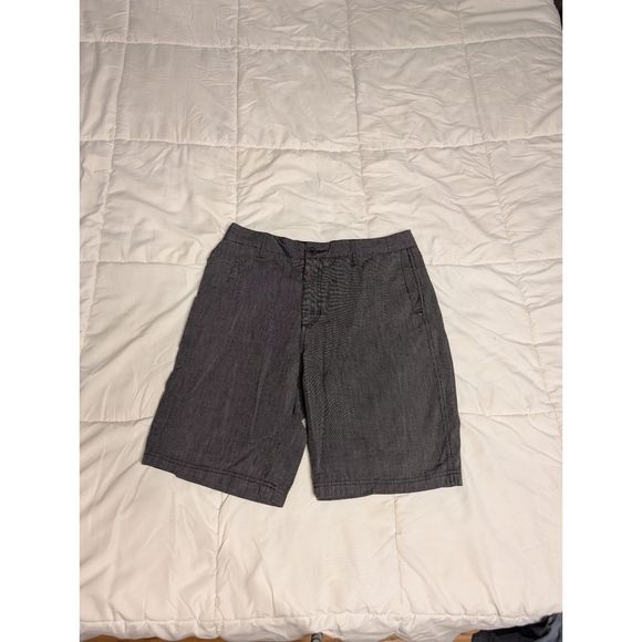 Men's casual shorts, size 32 - Picture 2 of 6